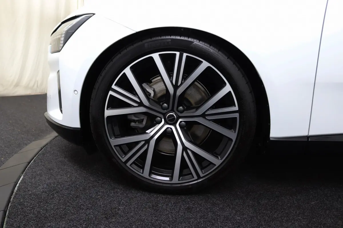 Single Motor Extended Range Ultra 92 kWh | Bowers & Wilkins audiosysteem | Cruise control adaptief met Stop&Go en stuurhulp | Dodehoekdetectie met correctie