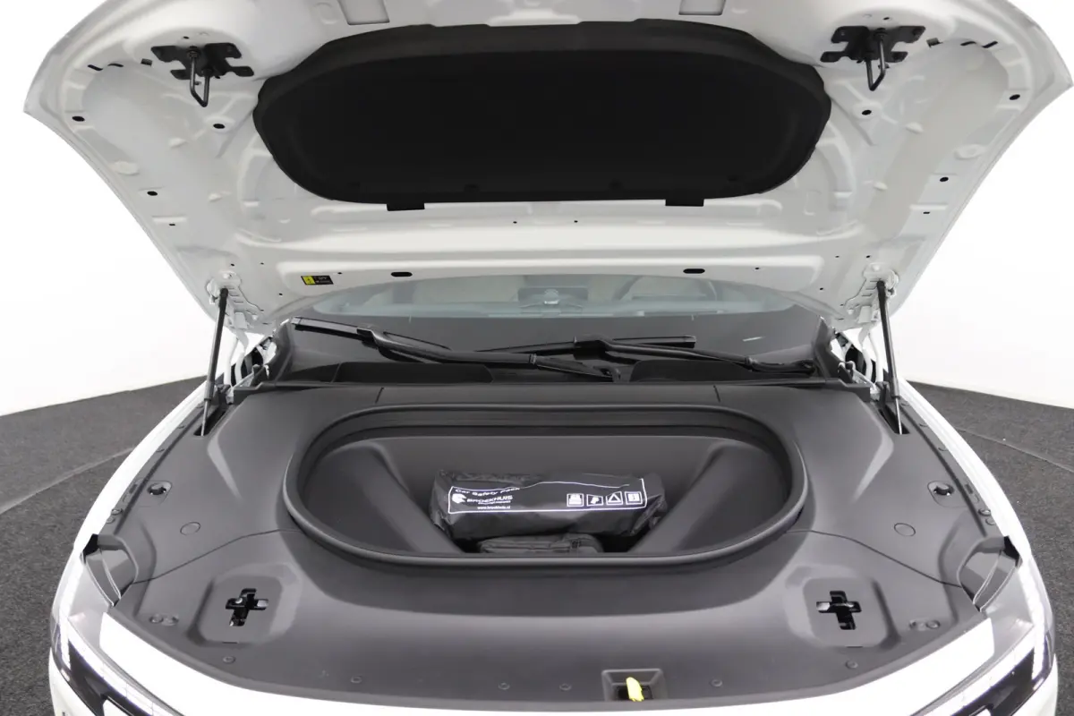 Single Motor Extended Range Ultra 92 kWh | Bowers & Wilkins audiosysteem | Cruise control adaptief met Stop&Go en stuurhulp | Dodehoekdetectie met correctie
