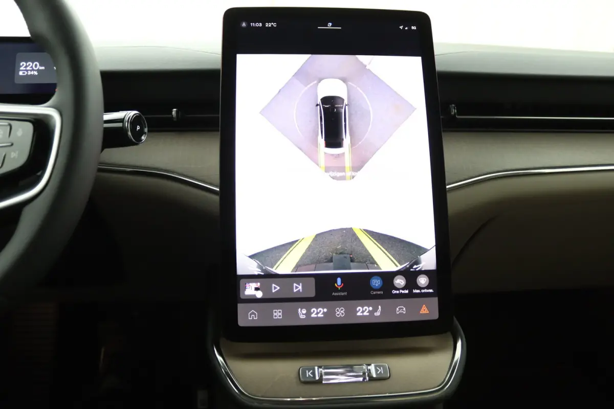 Single Motor Extended Range Ultra 92 kWh | Bowers & Wilkins audiosysteem | Cruise control adaptief met Stop&Go en stuurhulp | Dodehoekdetectie met correctie