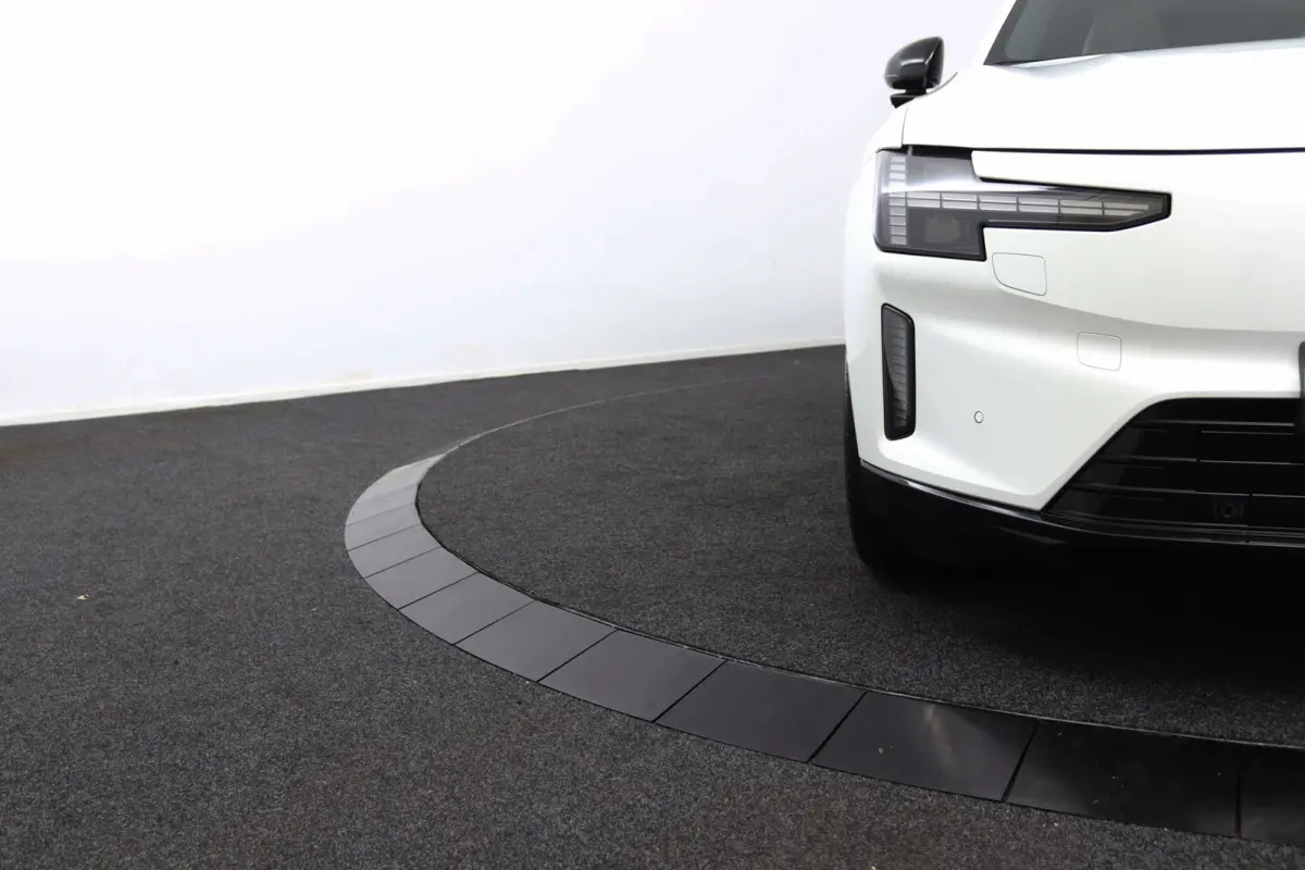 Single Motor Extended Range Ultra 92 kWh | Bowers & Wilkins audiosysteem | Cruise control adaptief met Stop&Go en stuurhulp | Dodehoekdetectie met correctie