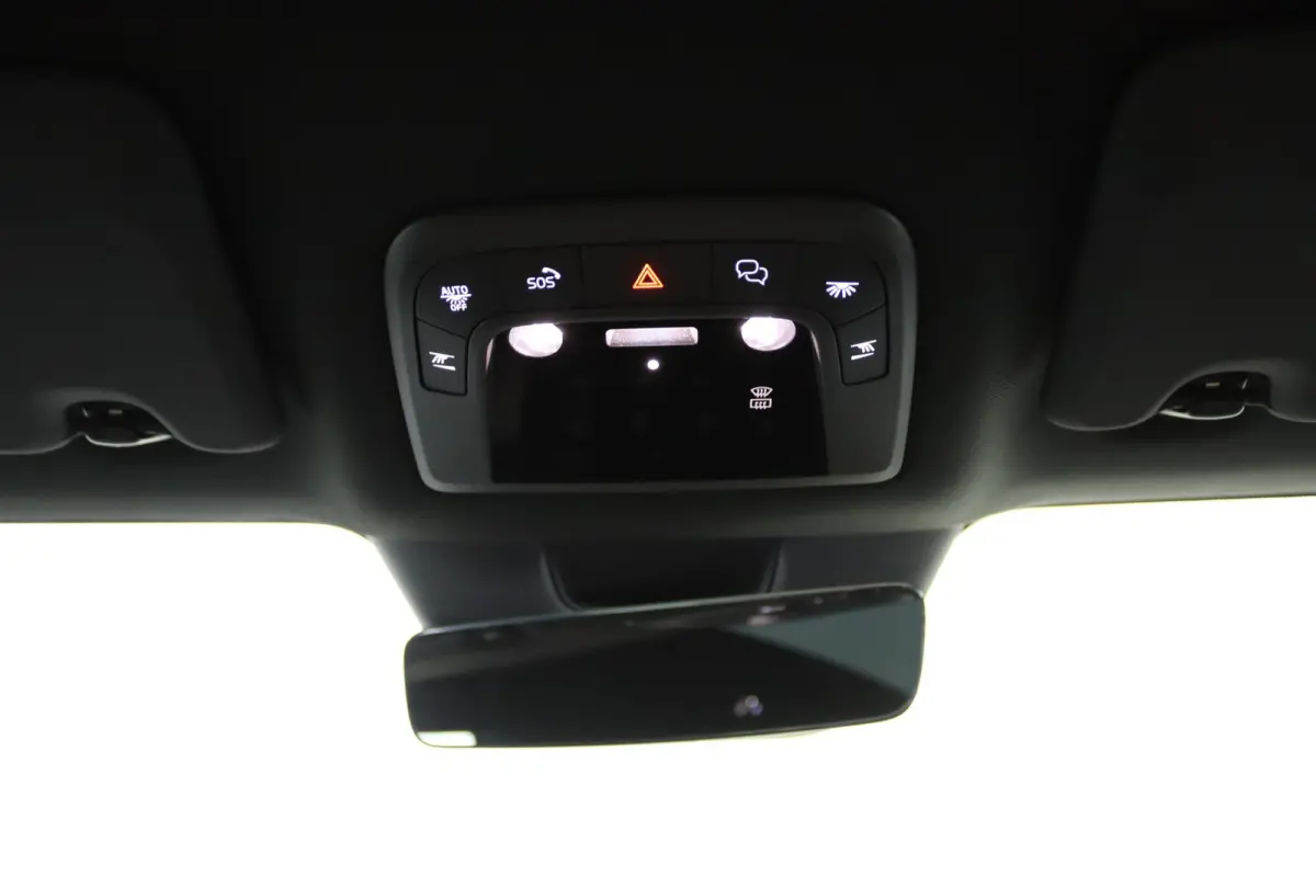 Single Motor Extended Range Ultra 92 kWh | Bowers & Wilkins audiosysteem | Cruise control adaptief met Stop&Go en stuurhulp | Dodehoekdetectie met correctie