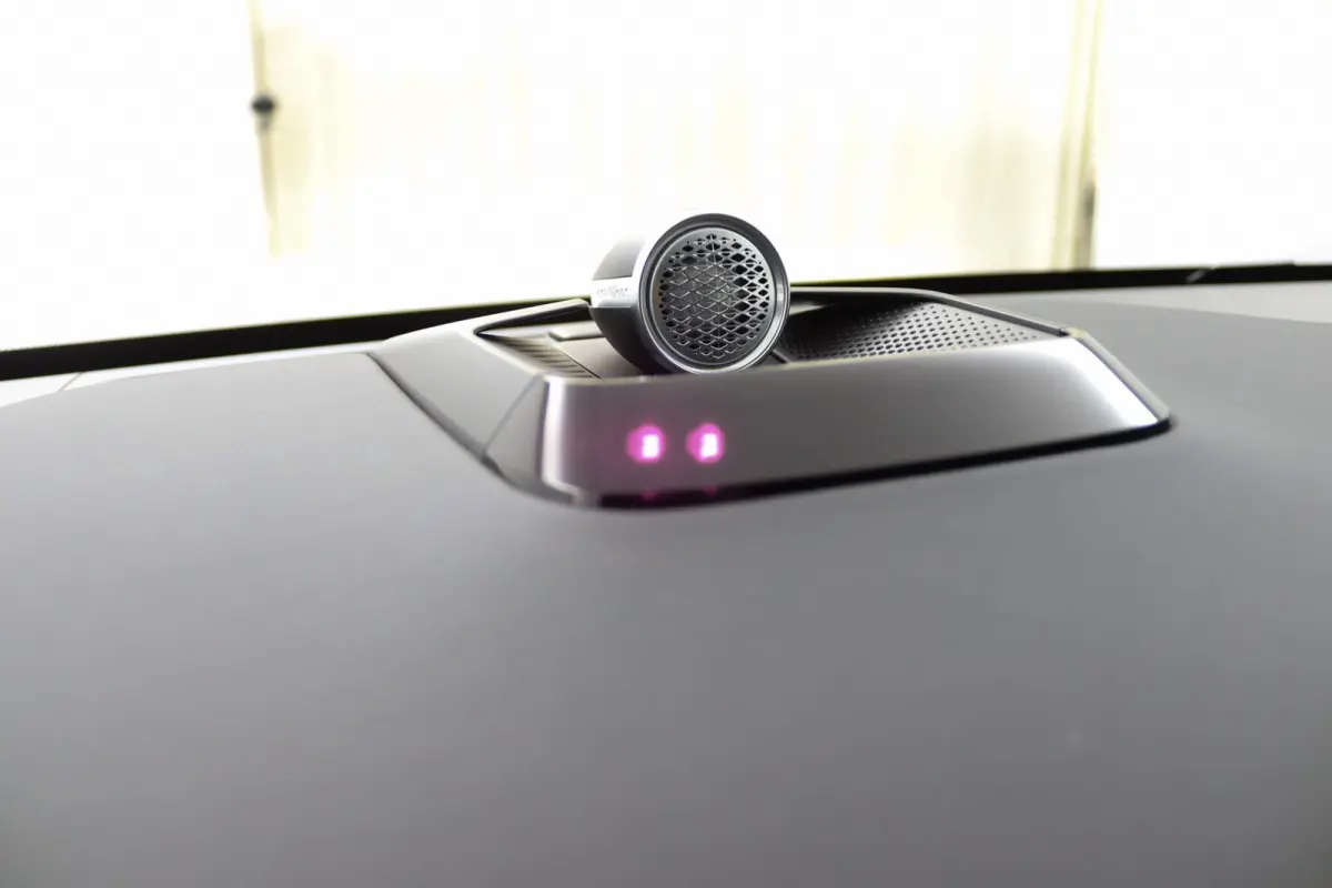 Single Motor Extended Range Ultra 92 kWh | Bowers & Wilkins audiosysteem | Cruise control adaptief met Stop&Go en stuurhulp | Dodehoekdetectie met correctie