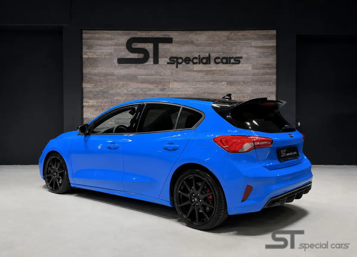 2.3 EcoBoost ST-X Edition|KW|diffuser