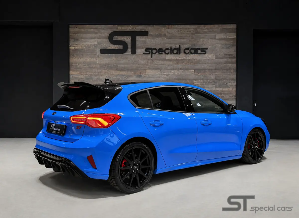 2.3 EcoBoost ST-X Edition|KW|diffuser