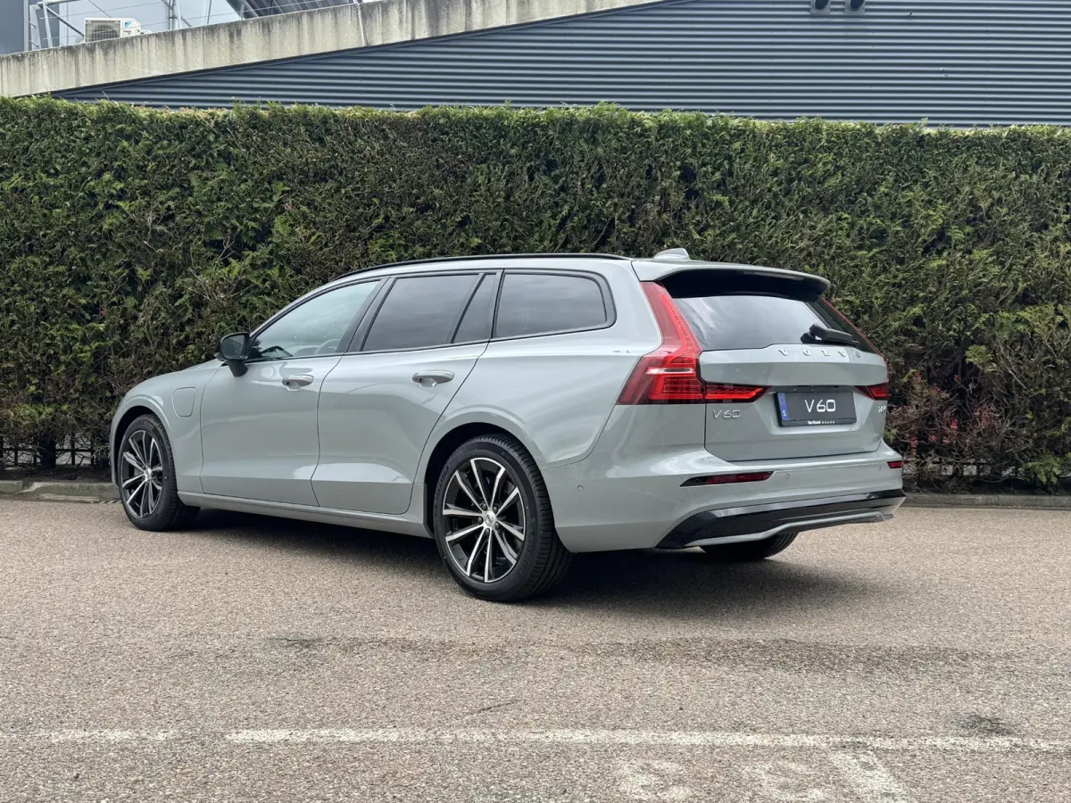T8 Plug-in hybrid AWD Plus Dark | H&K Audio | 360 Camera | Elektr. stoel