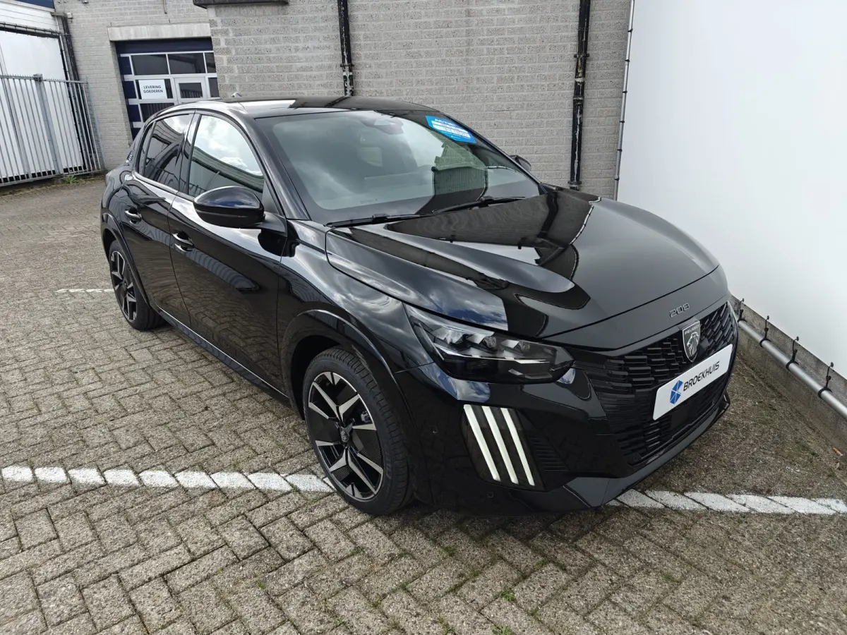 GT | Adaptieve cruise control met Stop&Go functie | Elektrische parkeerrem | Elektrische parkeerrem