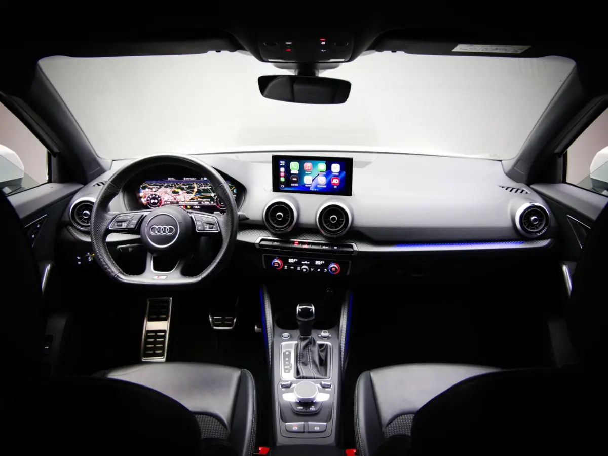 35 TFSI S-Line Edition (SFEERVERLICHTING, CAMERA, APPLE CARPLAY/ANDROID AUTO, LED-MATRIX, AFGEVLAKT SPORTSTUUR, CRUISE)
