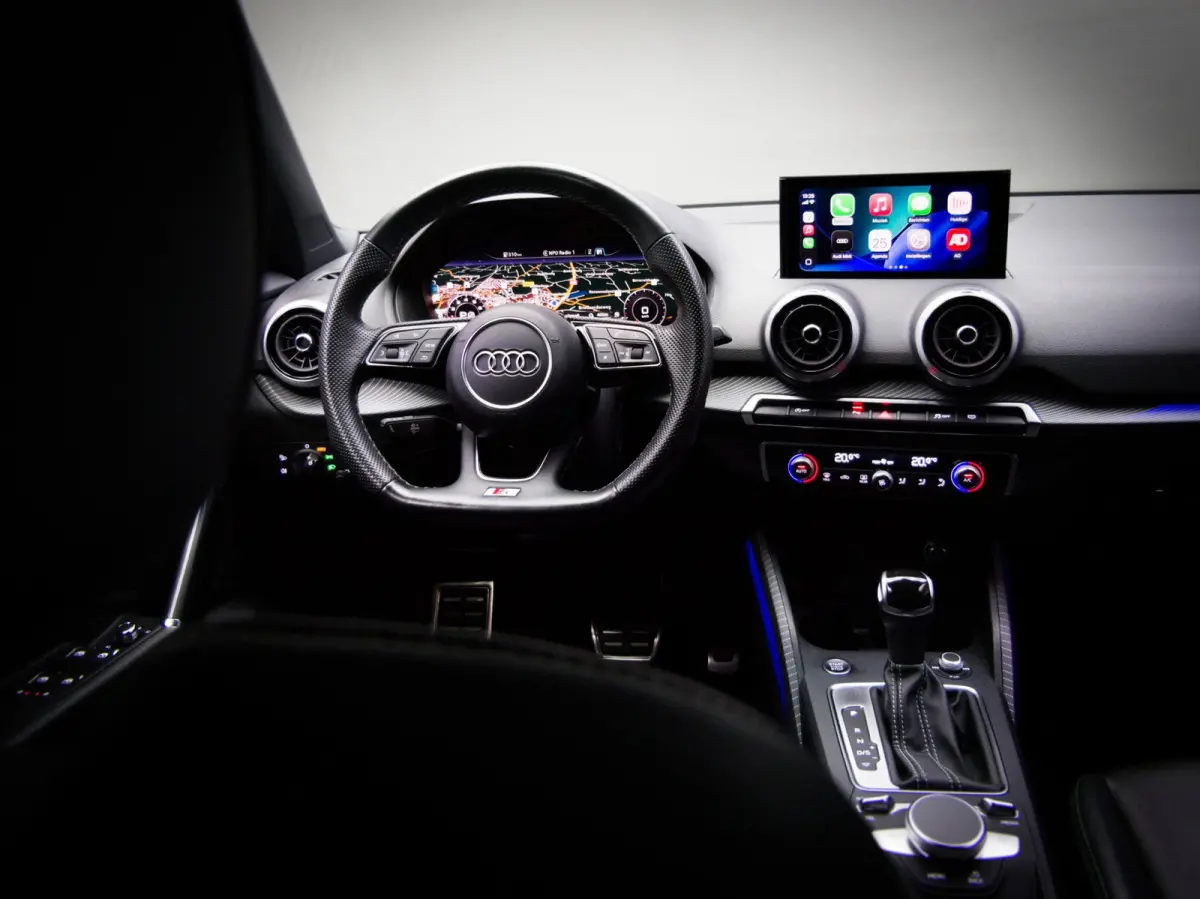 35 TFSI S-Line Edition (SFEERVERLICHTING, CAMERA, APPLE CARPLAY/ANDROID AUTO, LED-MATRIX, AFGEVLAKT SPORTSTUUR, CRUISE)
