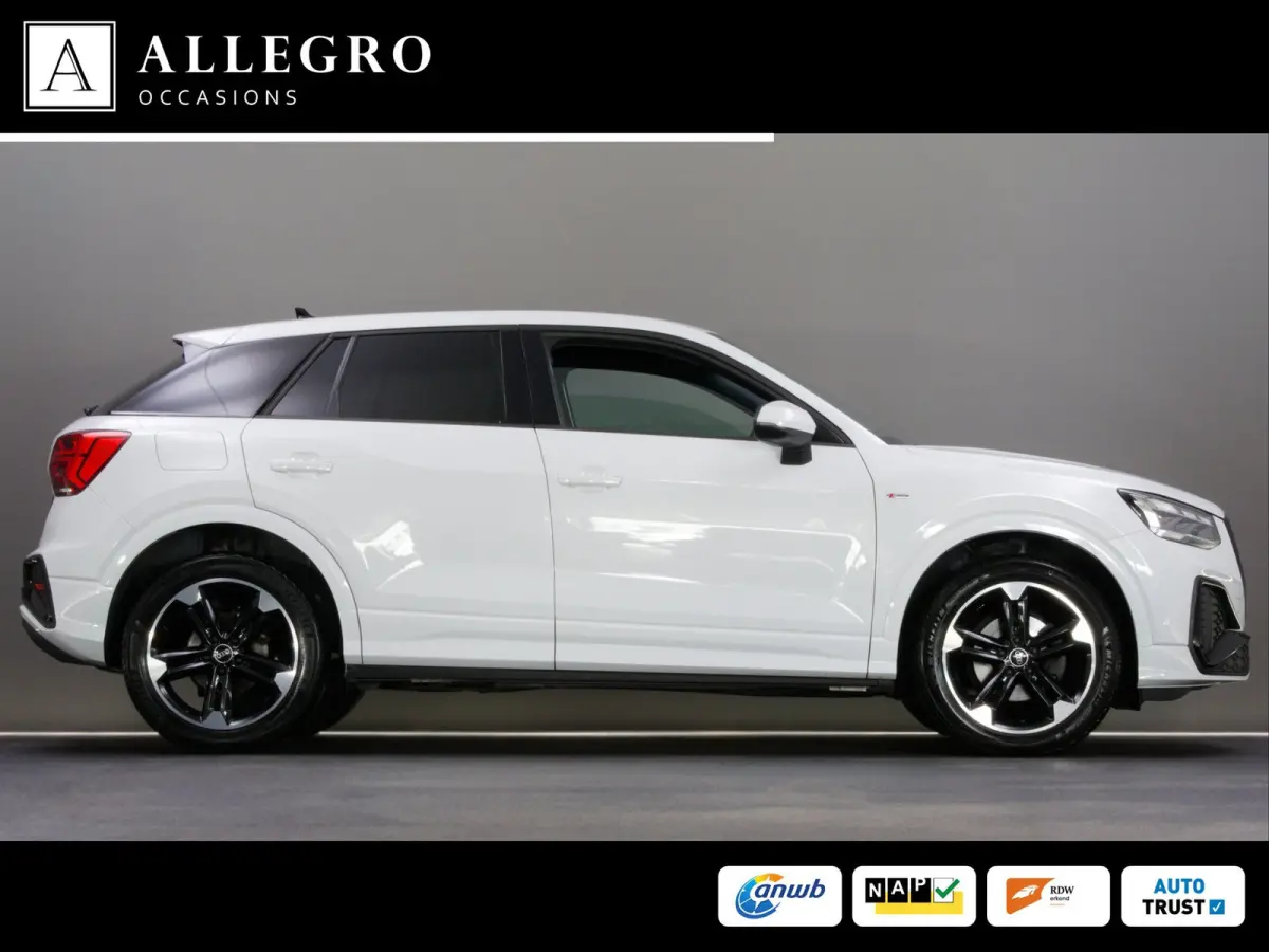 35 TFSI S-Line Edition (SFEERVERLICHTING, CAMERA, APPLE CARPLAY/ANDROID AUTO, LED-MATRIX, AFGEVLAKT SPORTSTUUR, CRUISE)