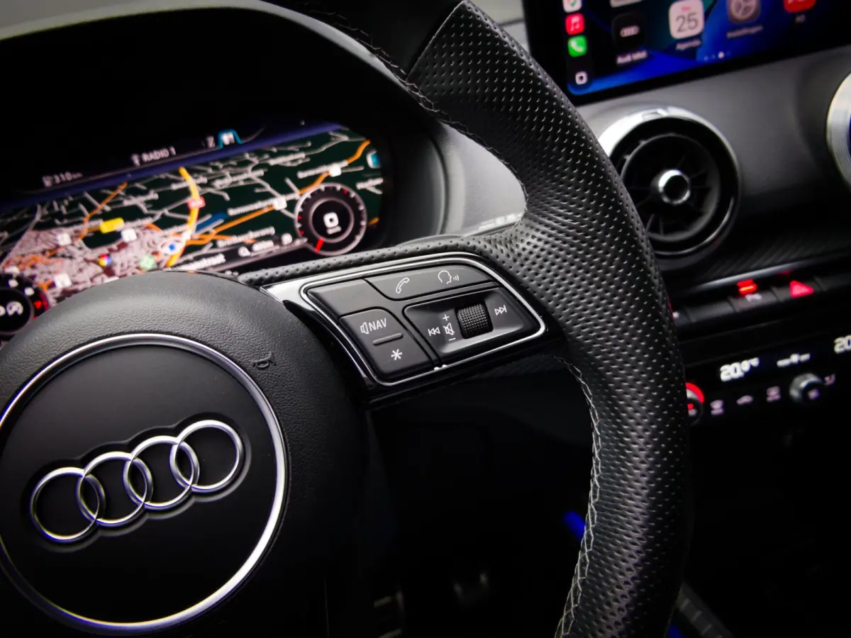 35 TFSI S-Line Edition (SFEERVERLICHTING, CAMERA, APPLE CARPLAY/ANDROID AUTO, LED-MATRIX, AFGEVLAKT SPORTSTUUR, CRUISE)