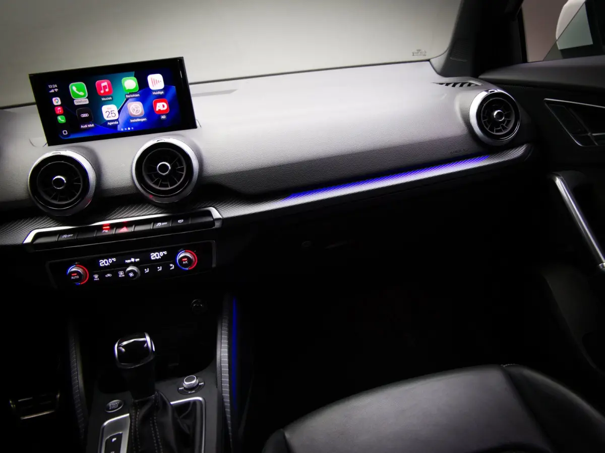 35 TFSI S-Line Edition (SFEERVERLICHTING, CAMERA, APPLE CARPLAY/ANDROID AUTO, LED-MATRIX, AFGEVLAKT SPORTSTUUR, CRUISE)