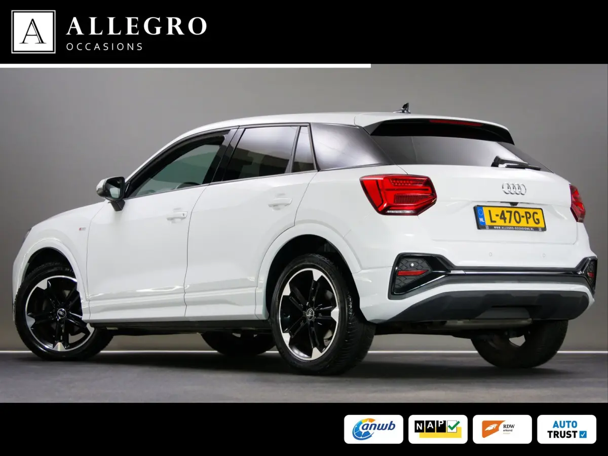 35 TFSI S-Line Edition (SFEERVERLICHTING, CAMERA, APPLE CARPLAY/ANDROID AUTO, LED-MATRIX, AFGEVLAKT SPORTSTUUR, CRUISE)