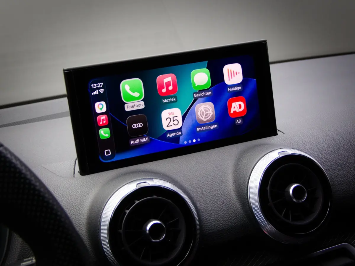 35 TFSI S-Line Edition (SFEERVERLICHTING, CAMERA, APPLE CARPLAY/ANDROID AUTO, LED-MATRIX, AFGEVLAKT SPORTSTUUR, CRUISE)