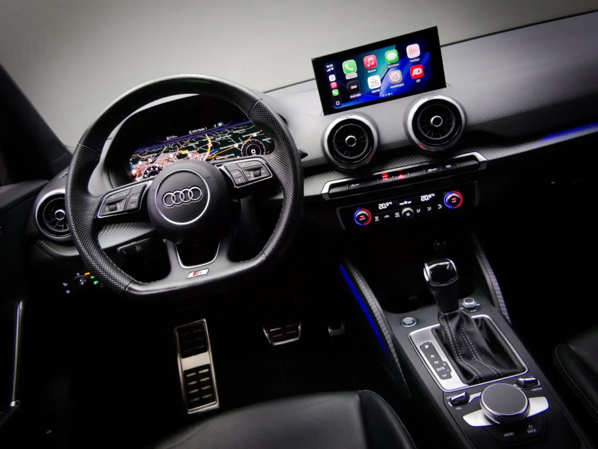 35 TFSI S-Line Edition (SFEERVERLICHTING, CAMERA, APPLE CARPLAY/ANDROID AUTO, LED-MATRIX, AFGEVLAKT SPORTSTUUR, CRUISE)