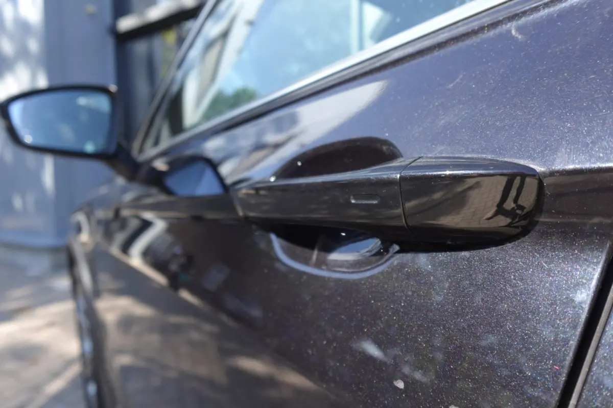 1.5 TSI R-Line PANO KEYLESS CAM