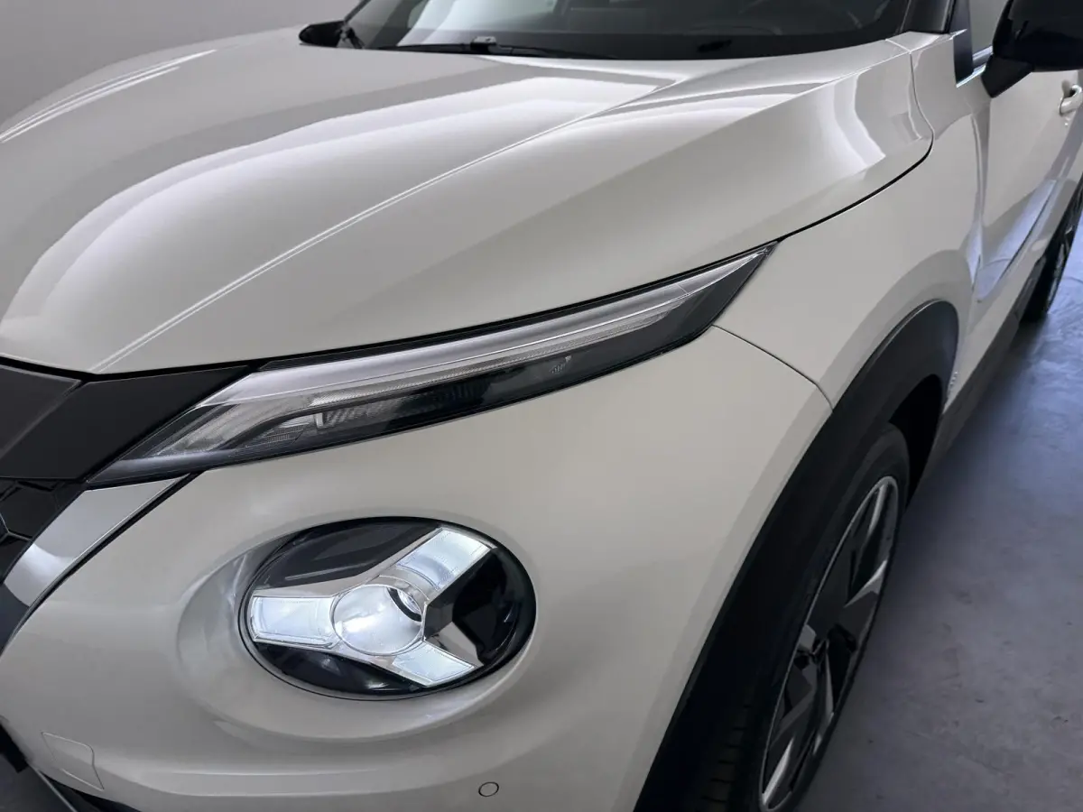 1.6 Hybrid N-Design | Stoel-, Stuur- & Voorruitverw. | | Parkeercamera | Navigatie |