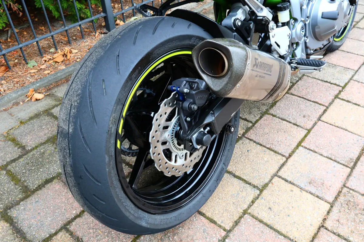 | AKRAPOVIC 92KW