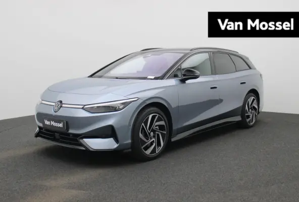 Pro Limited Edition 77 kWh 286 PK | 20" Lichtmetalen velgen | Black Style | Apple Carplay | Navigatie | 360 Camera | Achterklep elektrisch | Head-up display | Memory stoelen | Ruiten getint 
