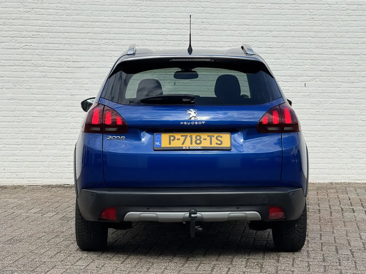 1.2 PureTech Camera Cruise Stoelverwarming Carplay Panorama Trekhaak Navigatie
