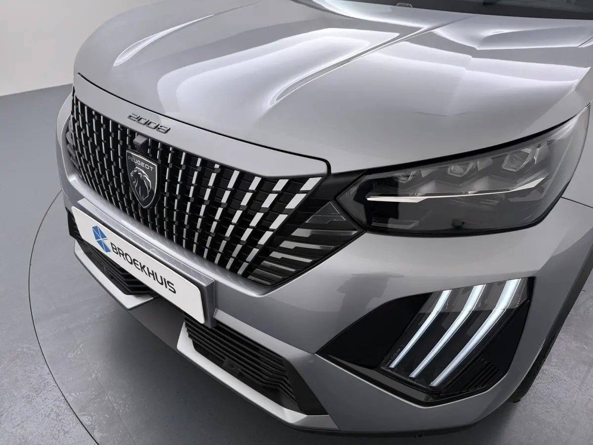 GT | Active Safety Brake met camera en radar (automatisch noodremsysteem) met Distance Alert (waarschuwing dreigende aanrijding) | Advanced Active Safety Brake met camera en radar | Climate 