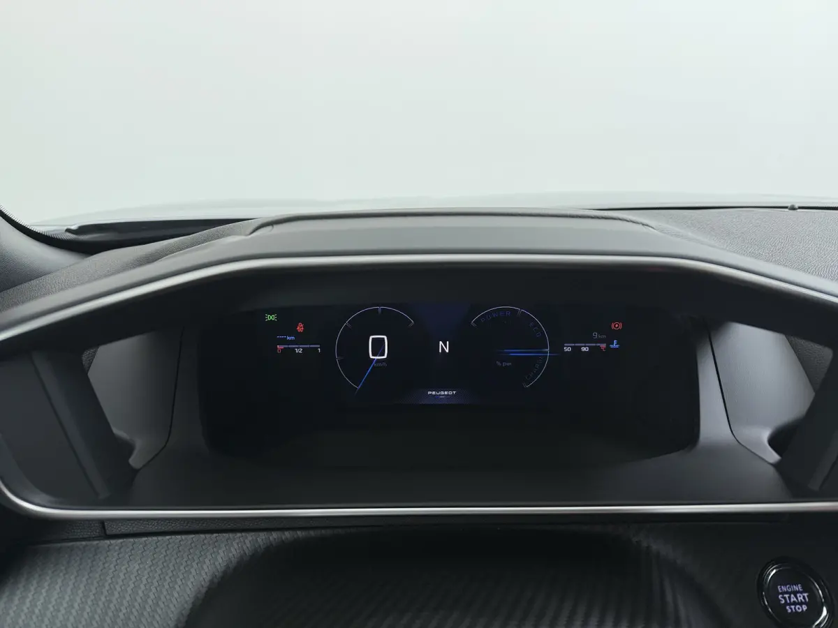 GT | Active Safety Brake met camera en radar (automatisch noodremsysteem) met Distance Alert (waarschuwing dreigende aanrijding) | Advanced Active Safety Brake met camera en radar | Climate 