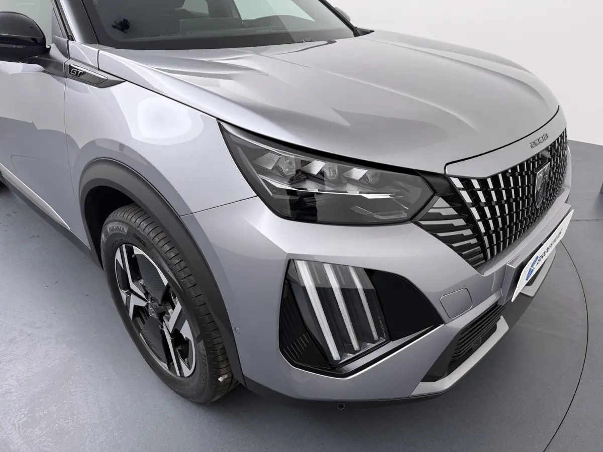 GT | Active Safety Brake met camera en radar (automatisch noodremsysteem) met Distance Alert (waarschuwing dreigende aanrijding) | Advanced Active Safety Brake met camera en radar | Climate 