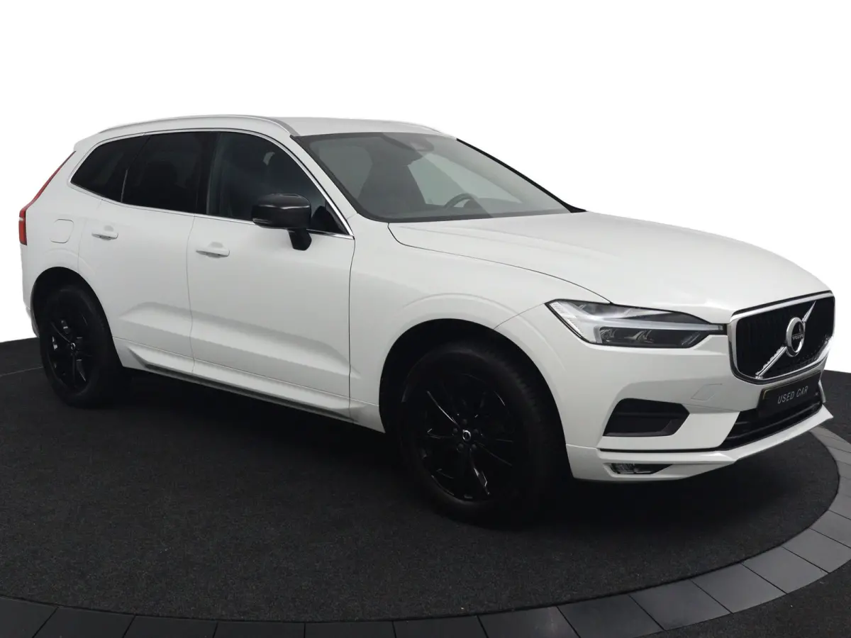 B5 Black Pack | Trekhaak 2300KG! | Camera | Adaptive Cruise | BLIS | Stoelverwarming | Verwarmbare Voorruit | CarPlay/Android Auto