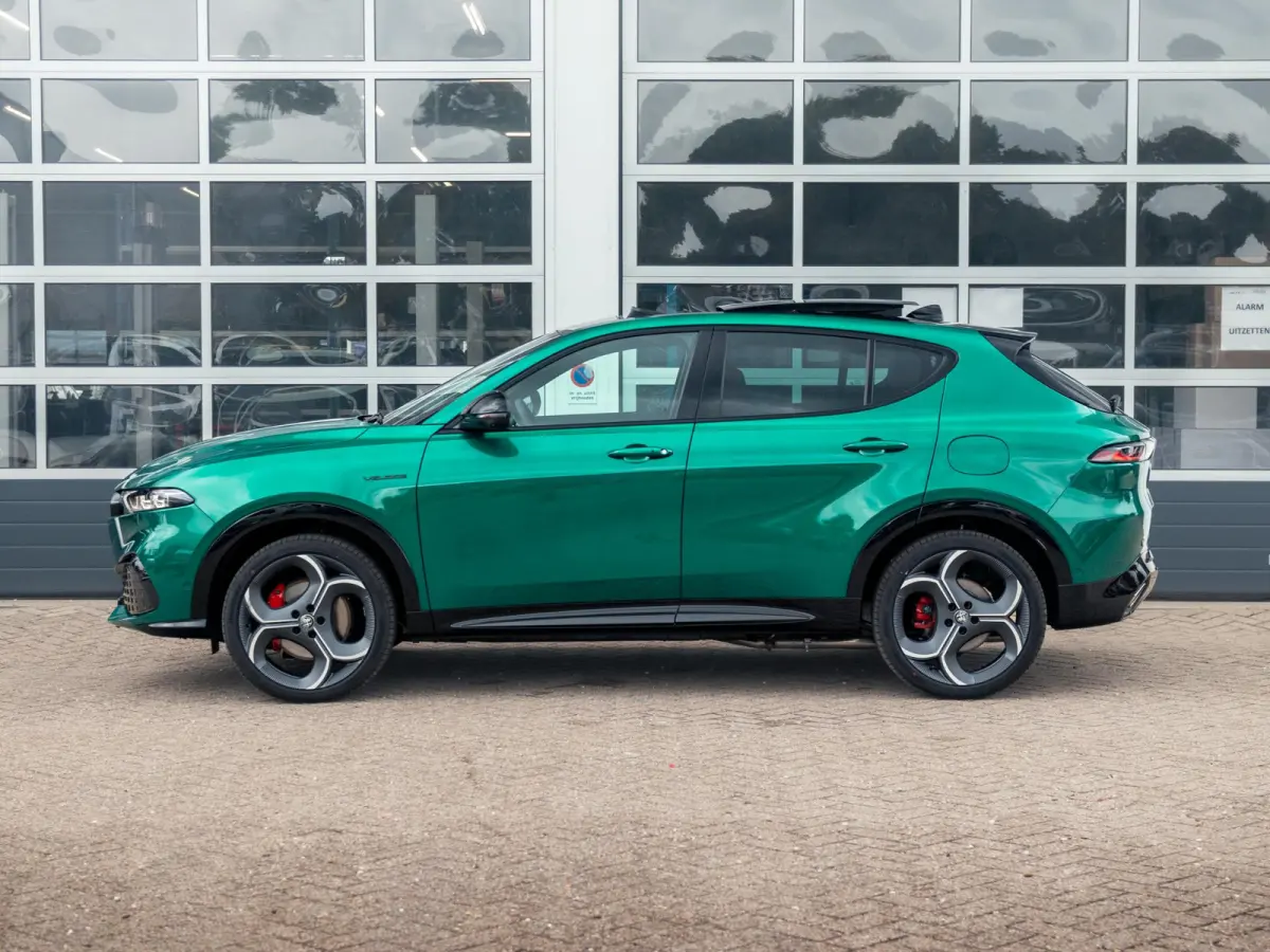 1.3 Ibrida Plug-In Q4 270pk AWD Veloce | Teck Pack | Schuif/Kanteldak | Harman Kardon | 20"  | Bicolore