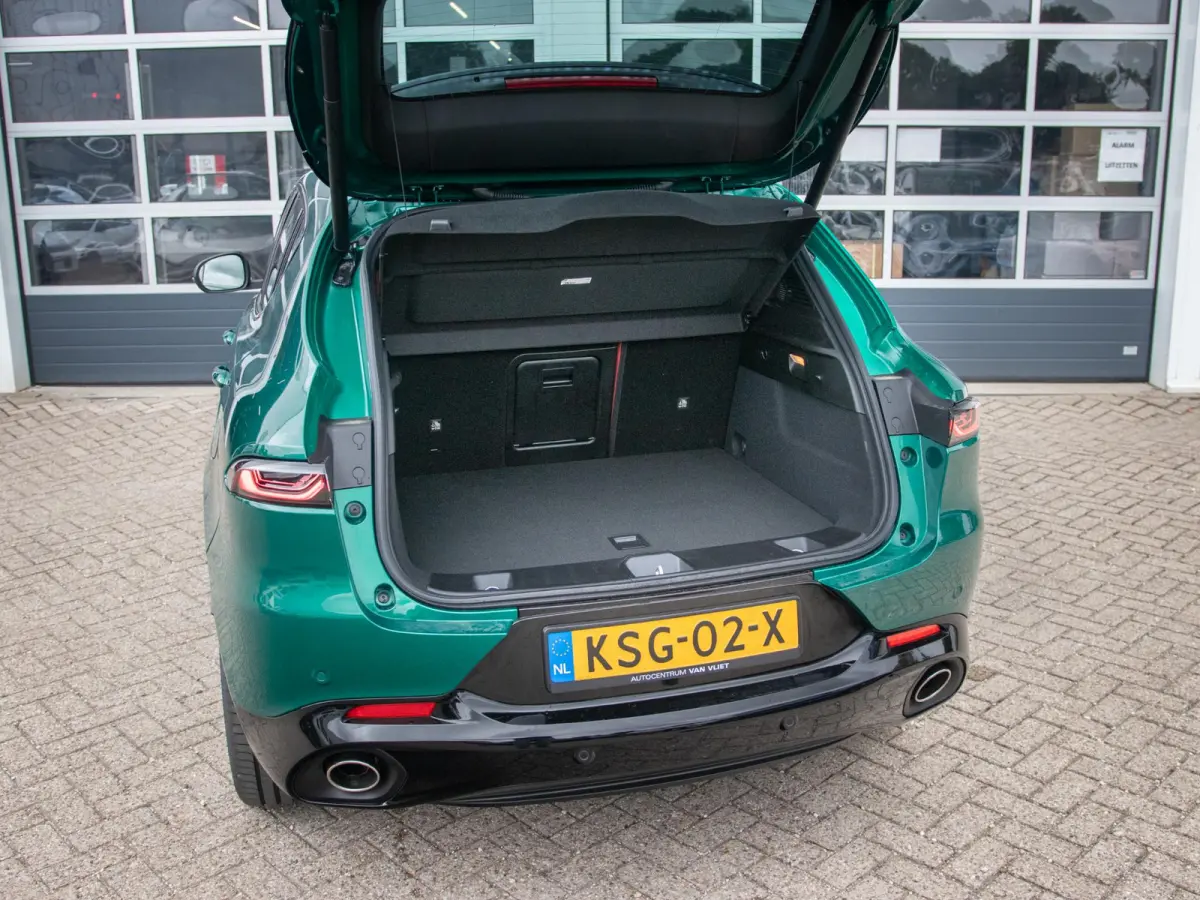1.3 Ibrida Plug-In Q4 270pk AWD Veloce | Teck Pack | Schuif/Kanteldak | Harman Kardon | 20"  | Bicolore