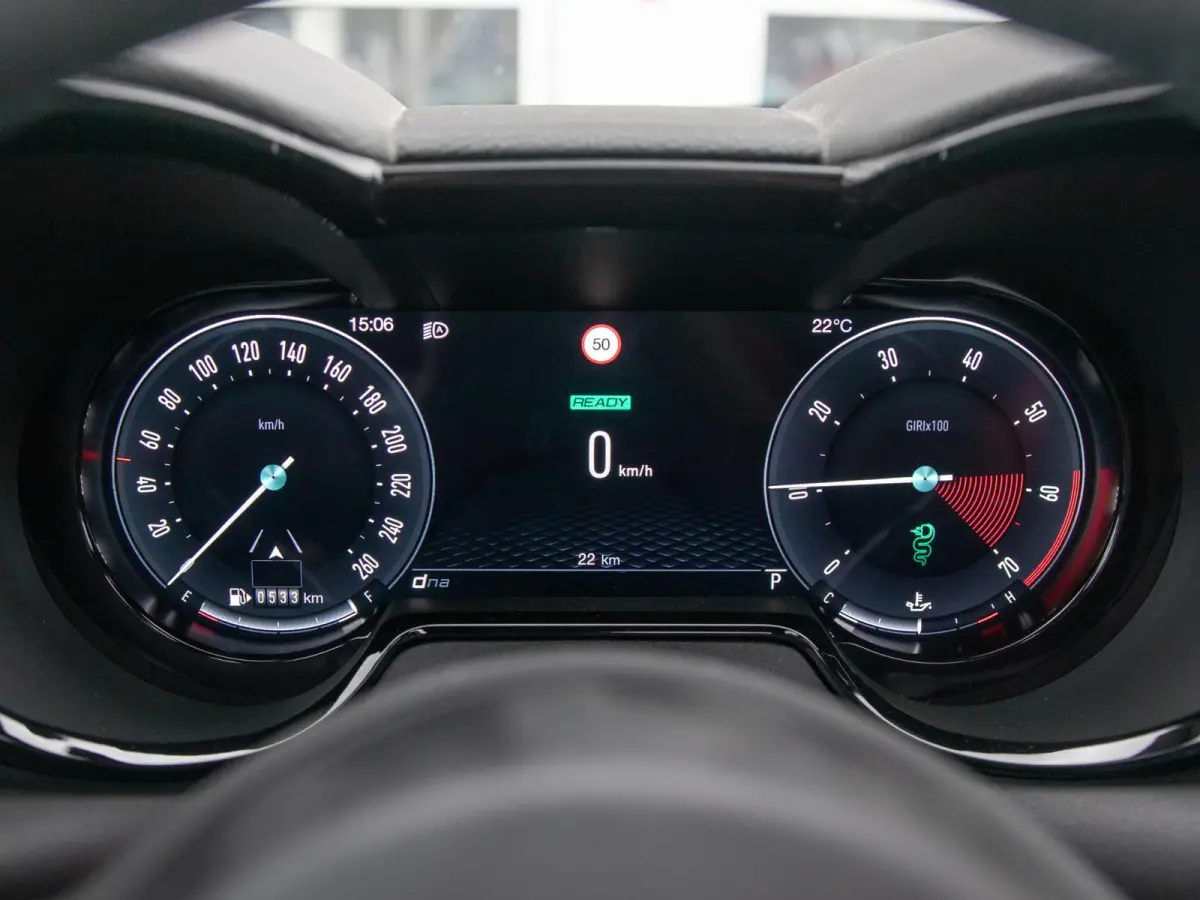 1.3 Ibrida Plug-In Q4 270pk AWD Veloce | Teck Pack | Schuif/Kanteldak | Harman Kardon | 20"  | Bicolore