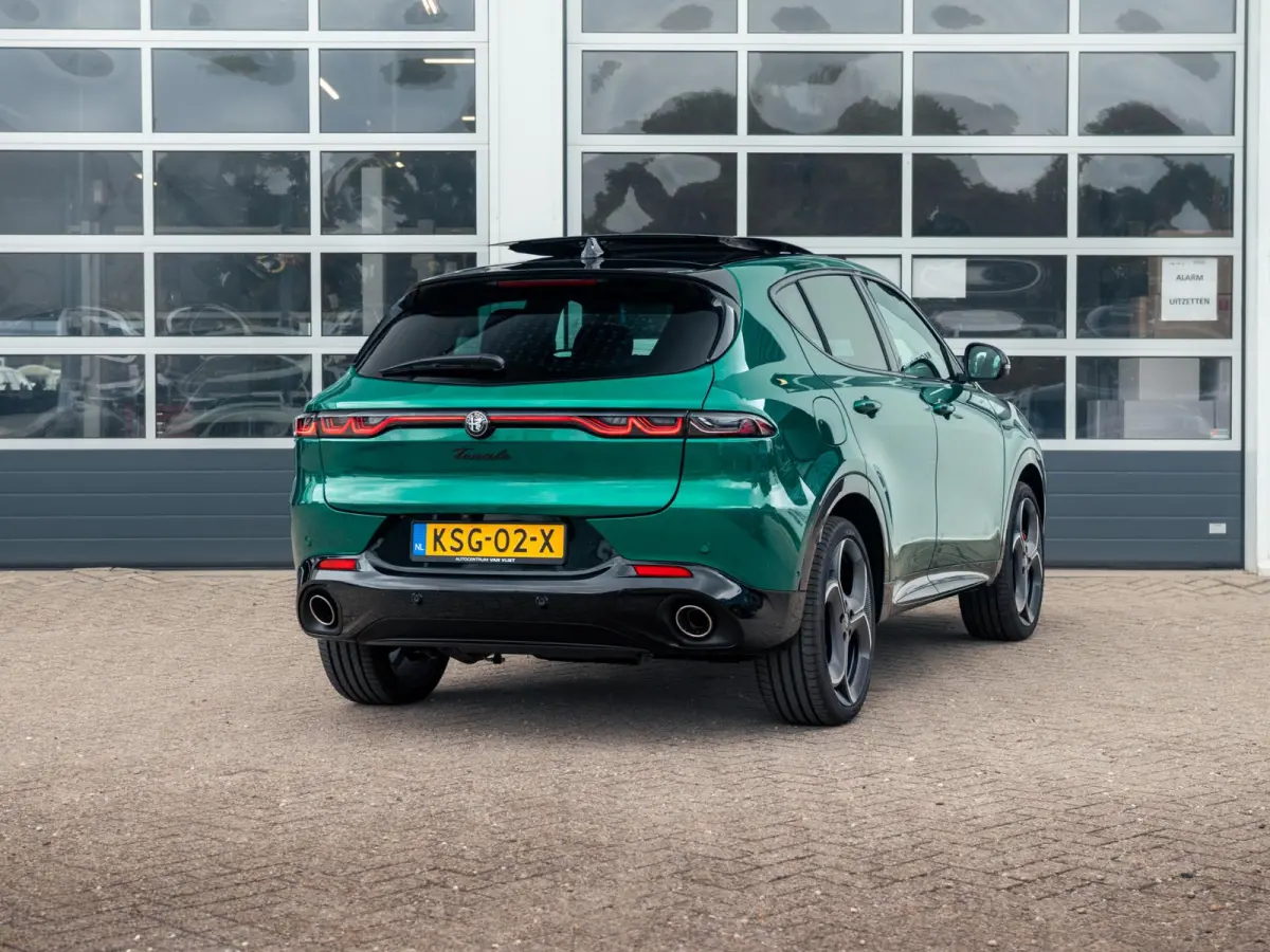 1.3 Ibrida Plug-In Q4 270pk AWD Veloce | Teck Pack | Schuif/Kanteldak | Harman Kardon | 20"  | Bicolore