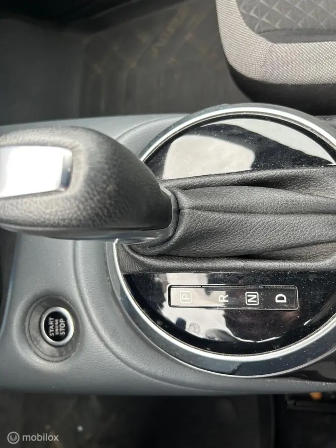 1.0 DIG-T N-Connecta Automaat Apple carplay