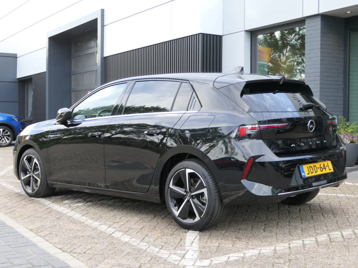 1.6 Turbo Plug in Hybrid Elegance | Camera | Navigatie