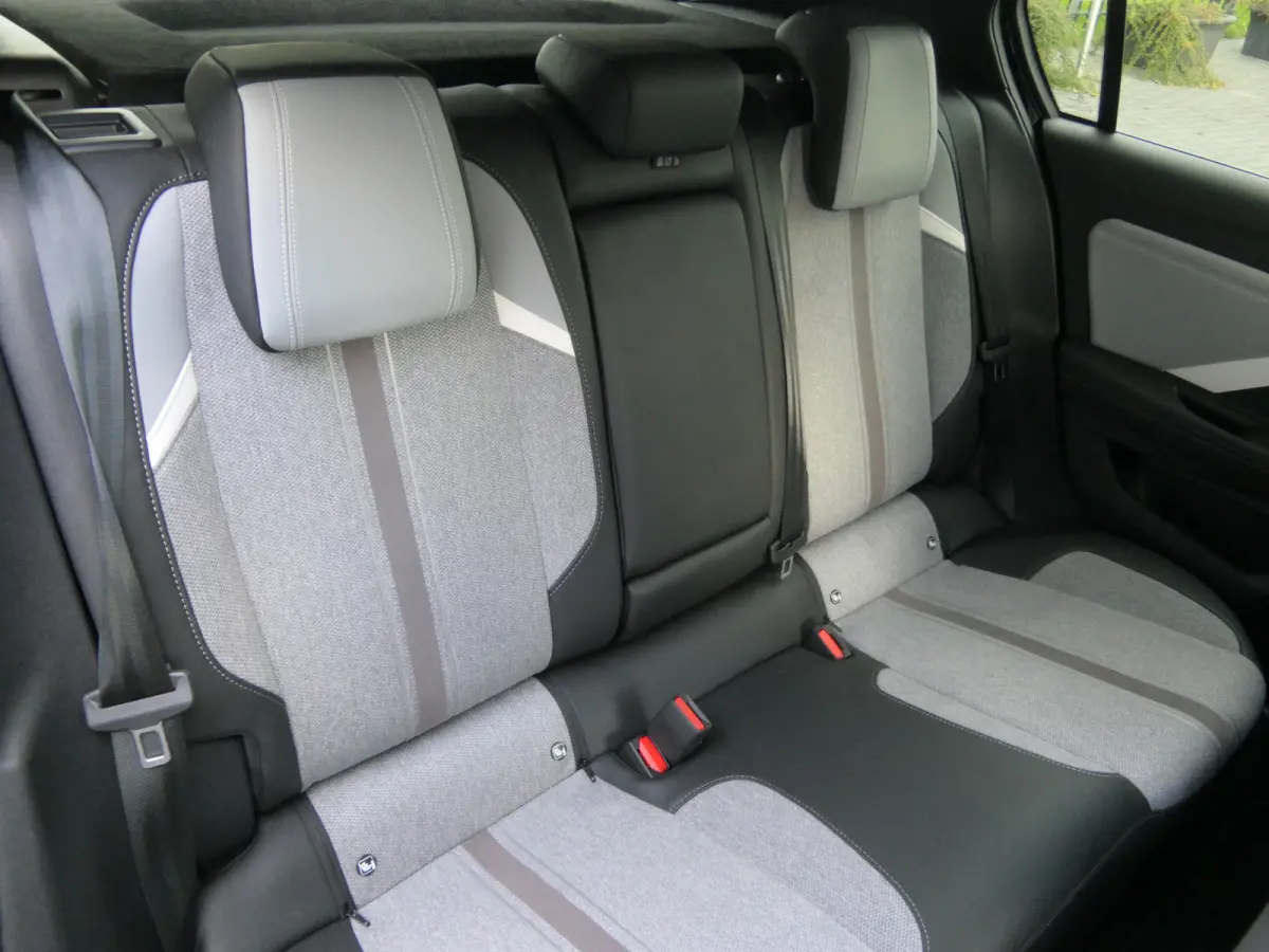 1.6 Turbo Plug in Hybrid Elegance | Camera | Navigatie