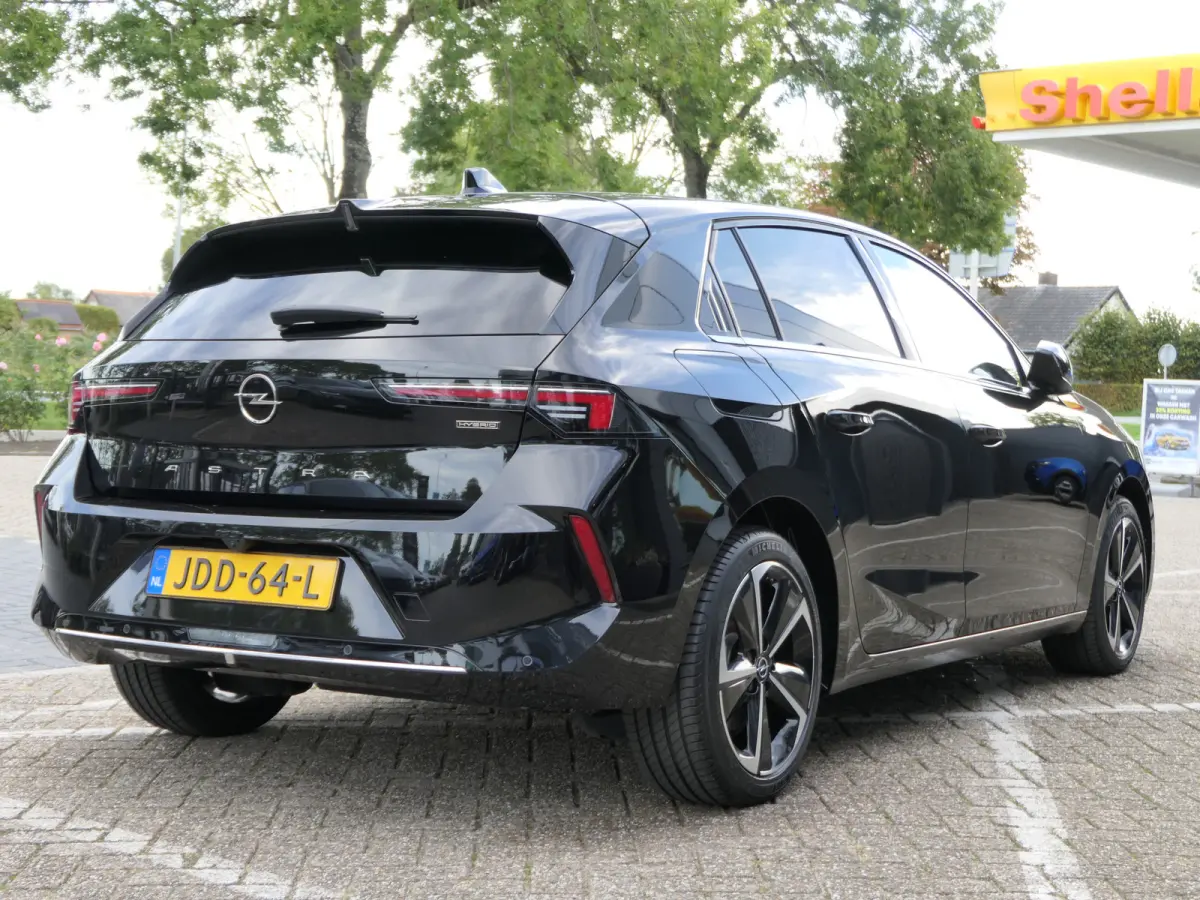 1.6 Turbo Plug in Hybrid Elegance | Camera | Navigatie