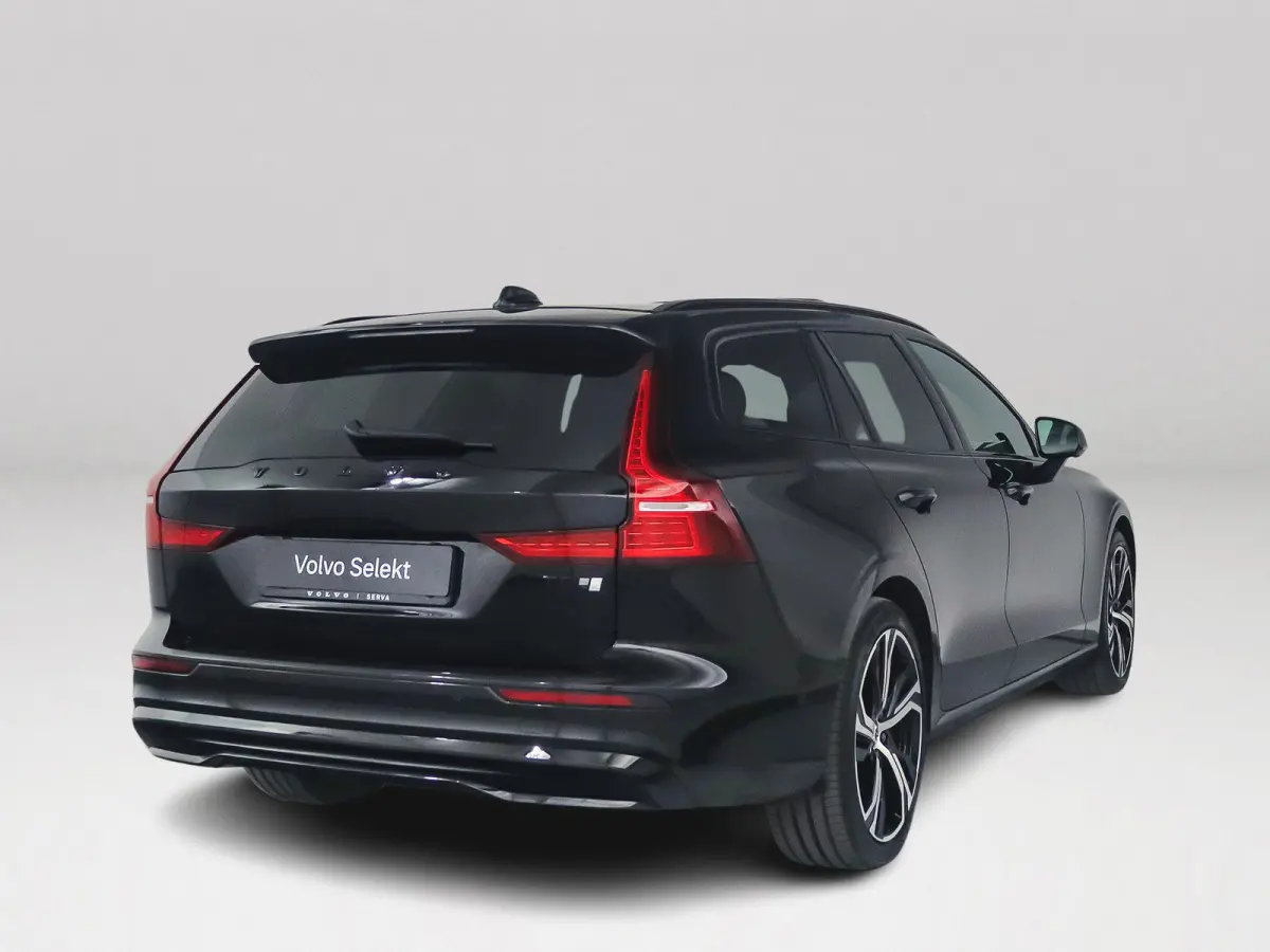 T8 Plug-in hybrid AWD Plus Dark Perf Edition | Panoramadak | 360° camera | Harman Kardon | Head-up Display | Polestar Tune | Stoel- en Stuurverwarming | Trekhaak