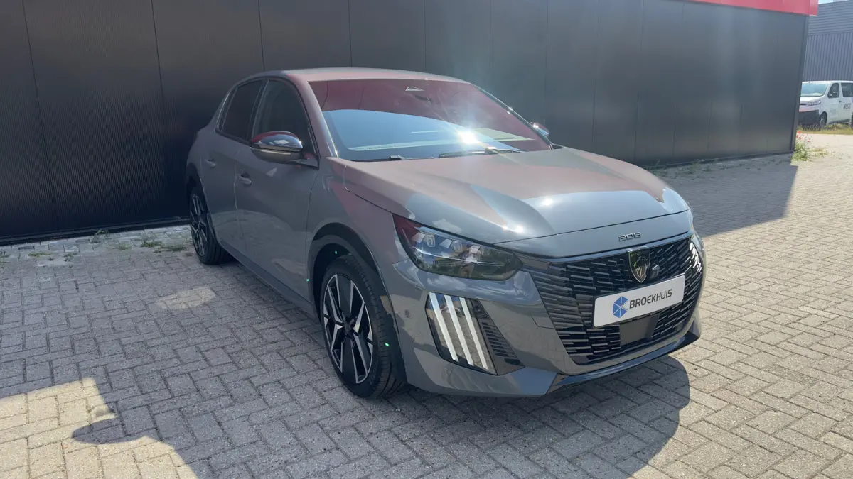 GT | Elektrische parkeerrem | Extra getinte achterste zijruiten en achterruit | Extra getinte achterste zijruiten en achterruit
