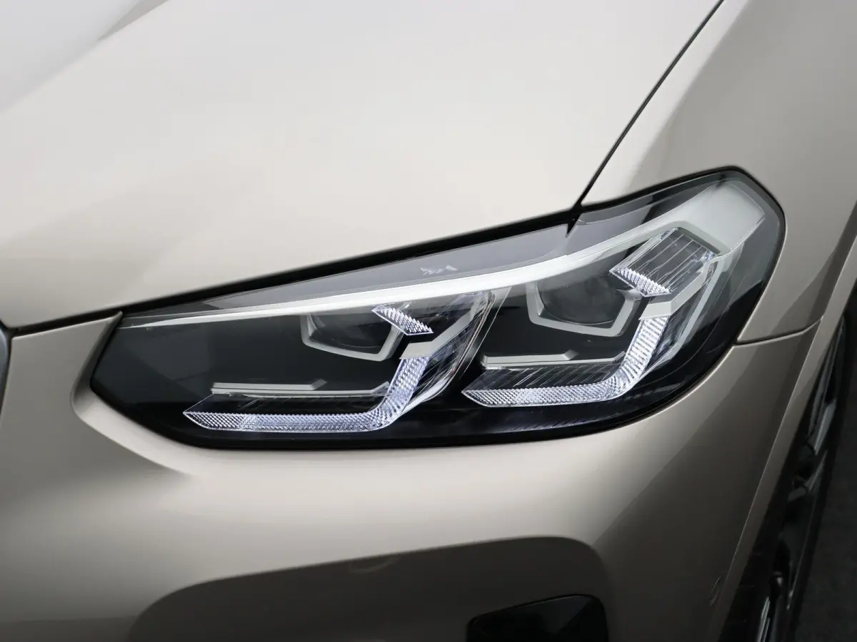 High Executive 80 kWh SoH 97% | High Executive | Stuurwielrand Verwarmd | Driving Assistant Professional | 19''
