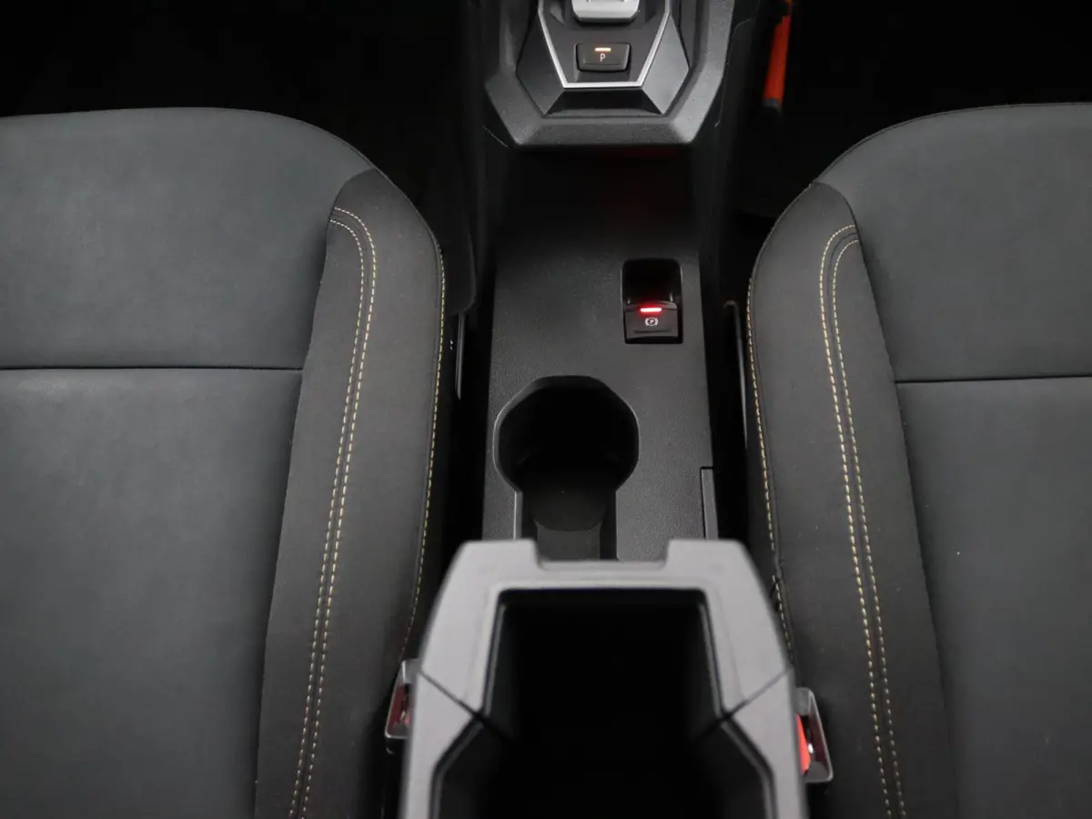 hybrid 155 limited edition 7-zits | 360 camera | Navigatie | Cruise Control |