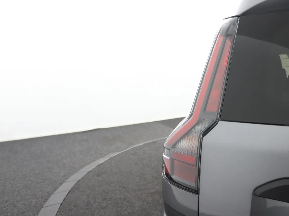 hybrid 155 limited edition 7-zits | 360 camera | Navigatie | Cruise Control |