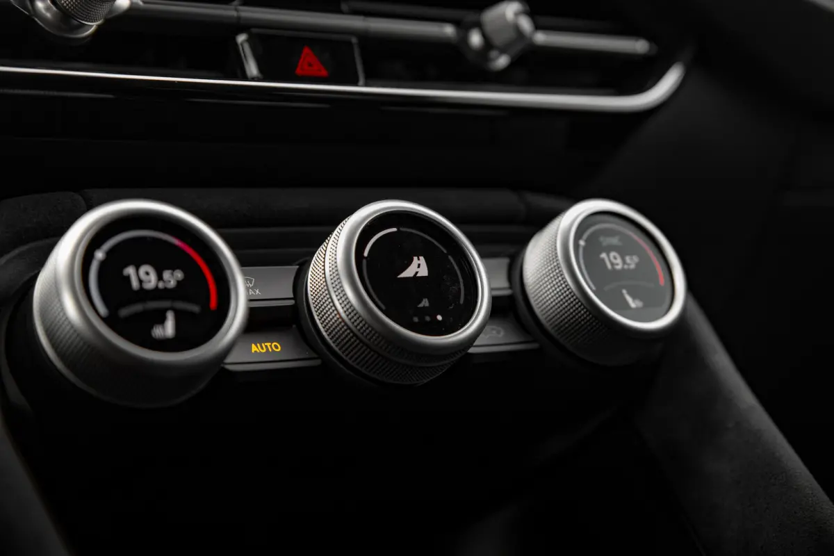 Sportline Business | Achteruitrijcamera | Crew Protect Assist | Cruise control met speedlimiter