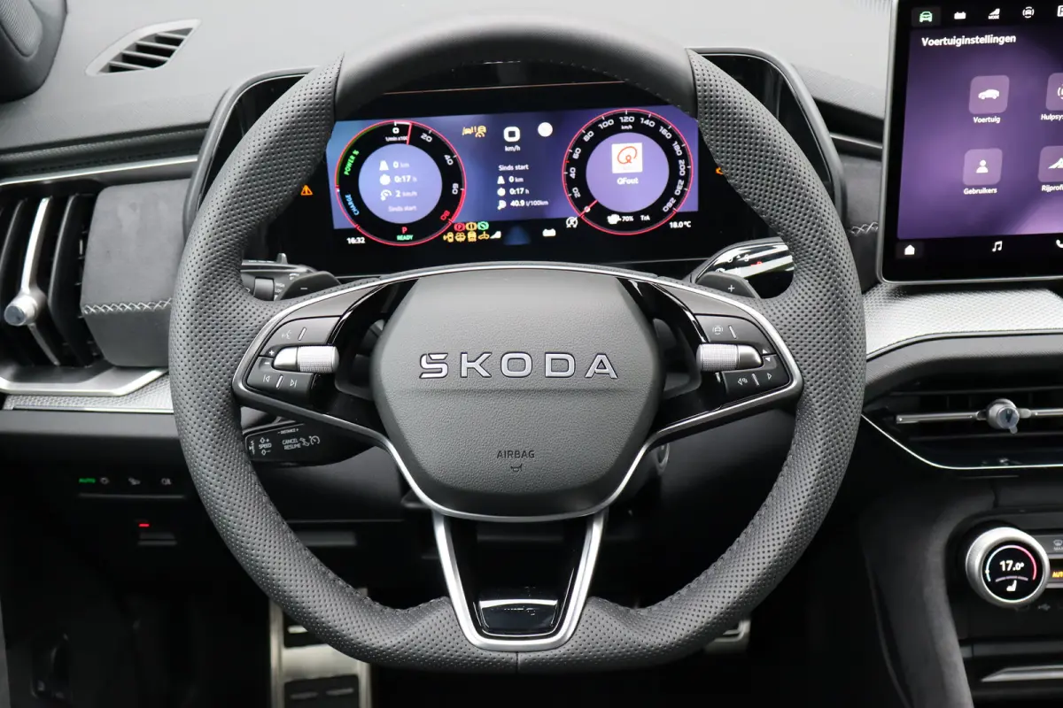Sportline Business | Achteruitrijcamera | Crew Protect Assist | Cruise control met speedlimiter