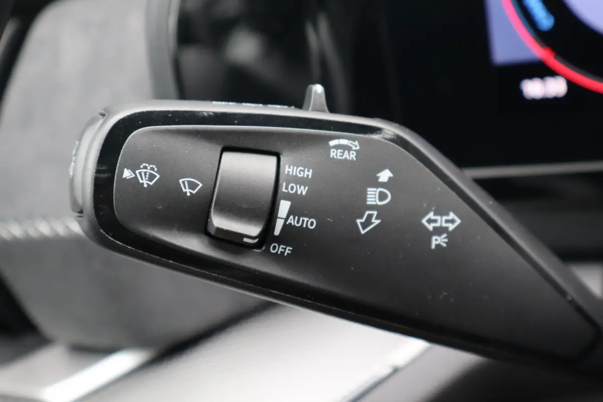 Sportline Business | Achteruitrijcamera | Crew Protect Assist | Cruise control met speedlimiter