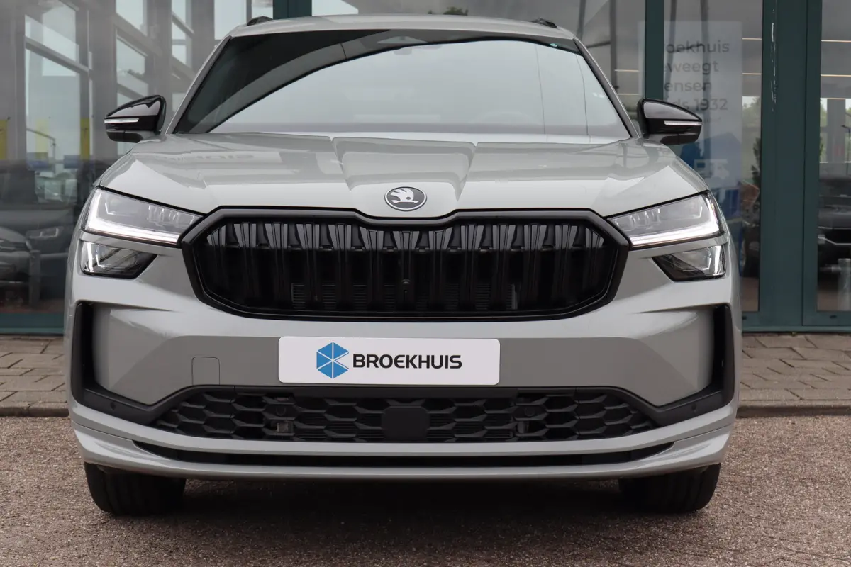 Sportline Business | Achteruitrijcamera | Crew Protect Assist | Cruise control met speedlimiter