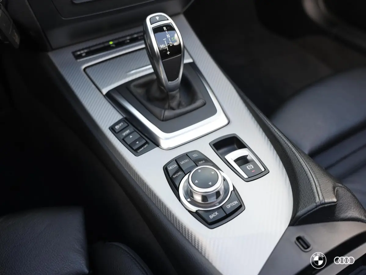 28i M SPORT HARDTOP DEALER OH. / ADAP. M CHASSIS / MEMORY / HIFI / 19"
