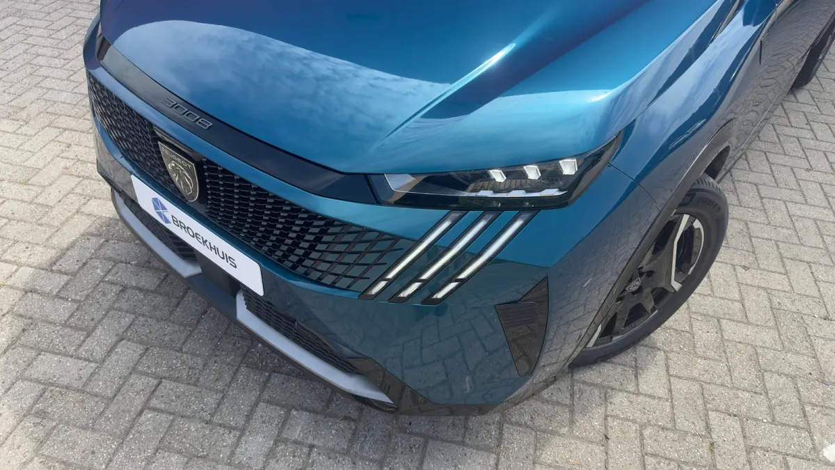 GT | Elektrische parkeerrem | Extra getinte achterste zijruiten en achterruit