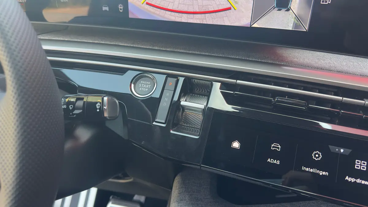 GT | Elektrische parkeerrem | Extra getinte achterste zijruiten en achterruit