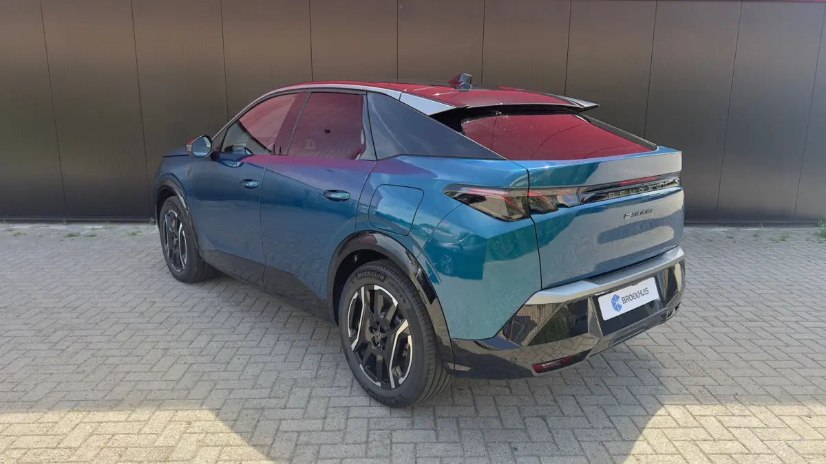 GT | Elektrische parkeerrem | Extra getinte achterste zijruiten en achterruit