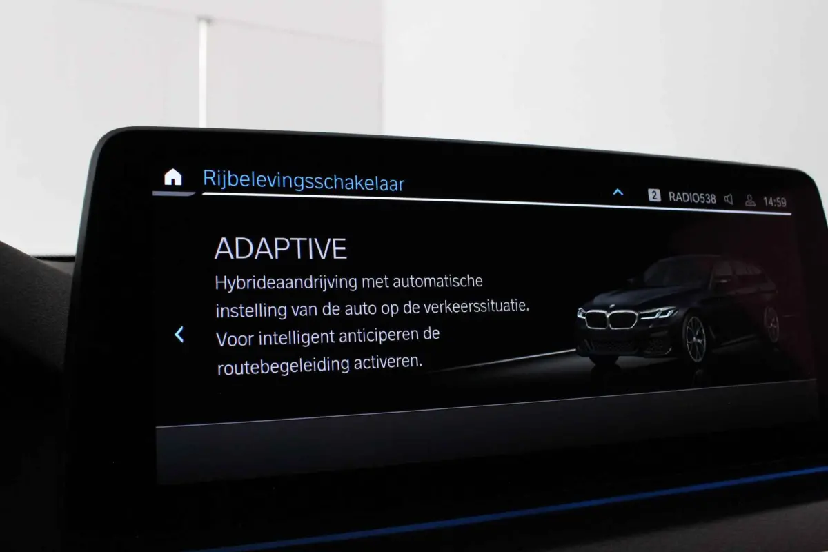 530e xDrive High Executive M Sport > Shadow-Line/20inch/Driving Assistant Professional