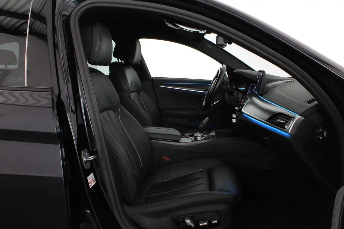 530e xDrive High Executive M Sport > Shadow-Line/20inch/Driving Assistant Professional